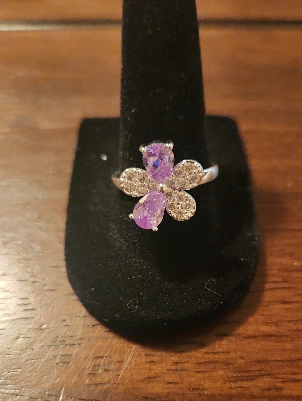 NWOT Silver Floral Ring with Purple Gemstones And Cubic Ziconia Accents